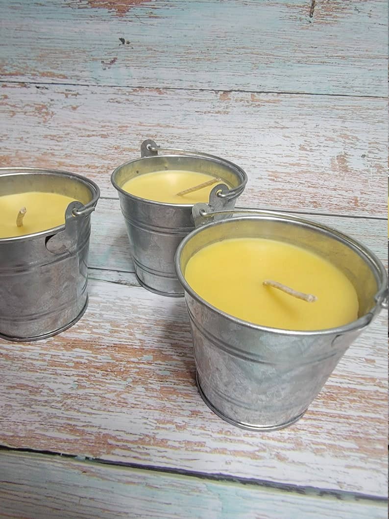 Beeswax Outdoor Candle w/Lavender & Lemon Eucalyptus