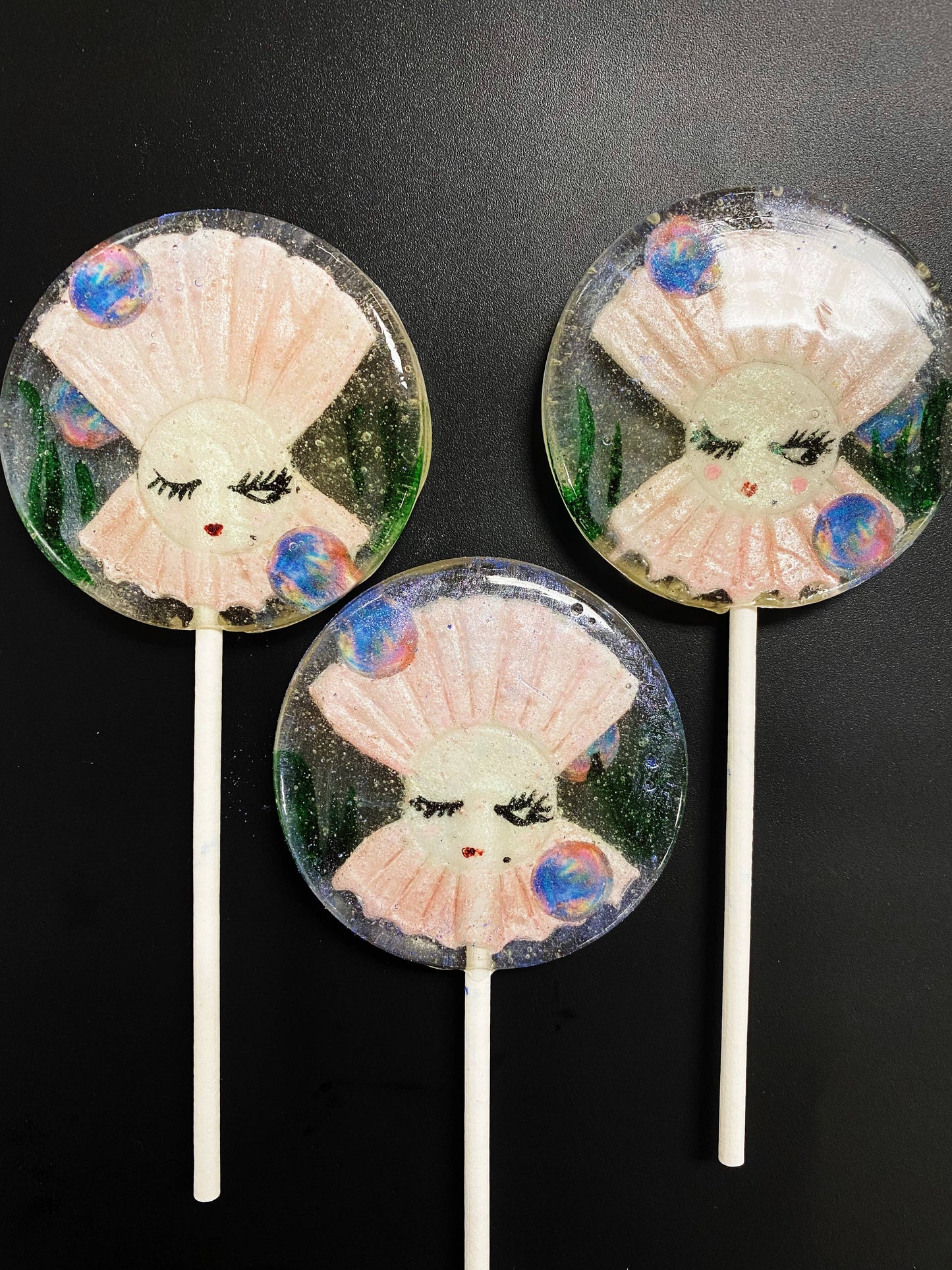 Cheeky Pearl Underwater Lollipops