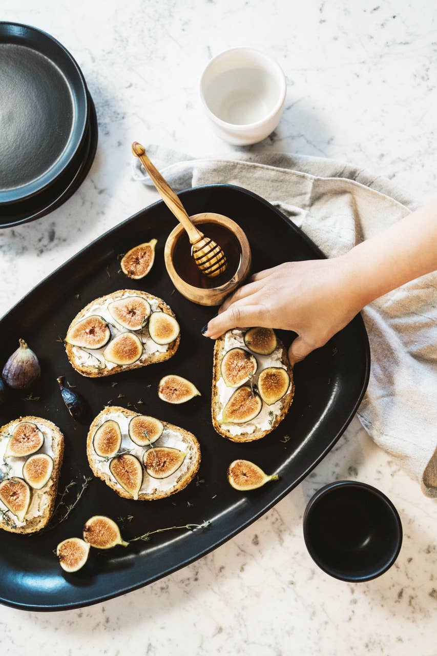 Stoneware Long Serving Platter  | Dadasi: Matte White