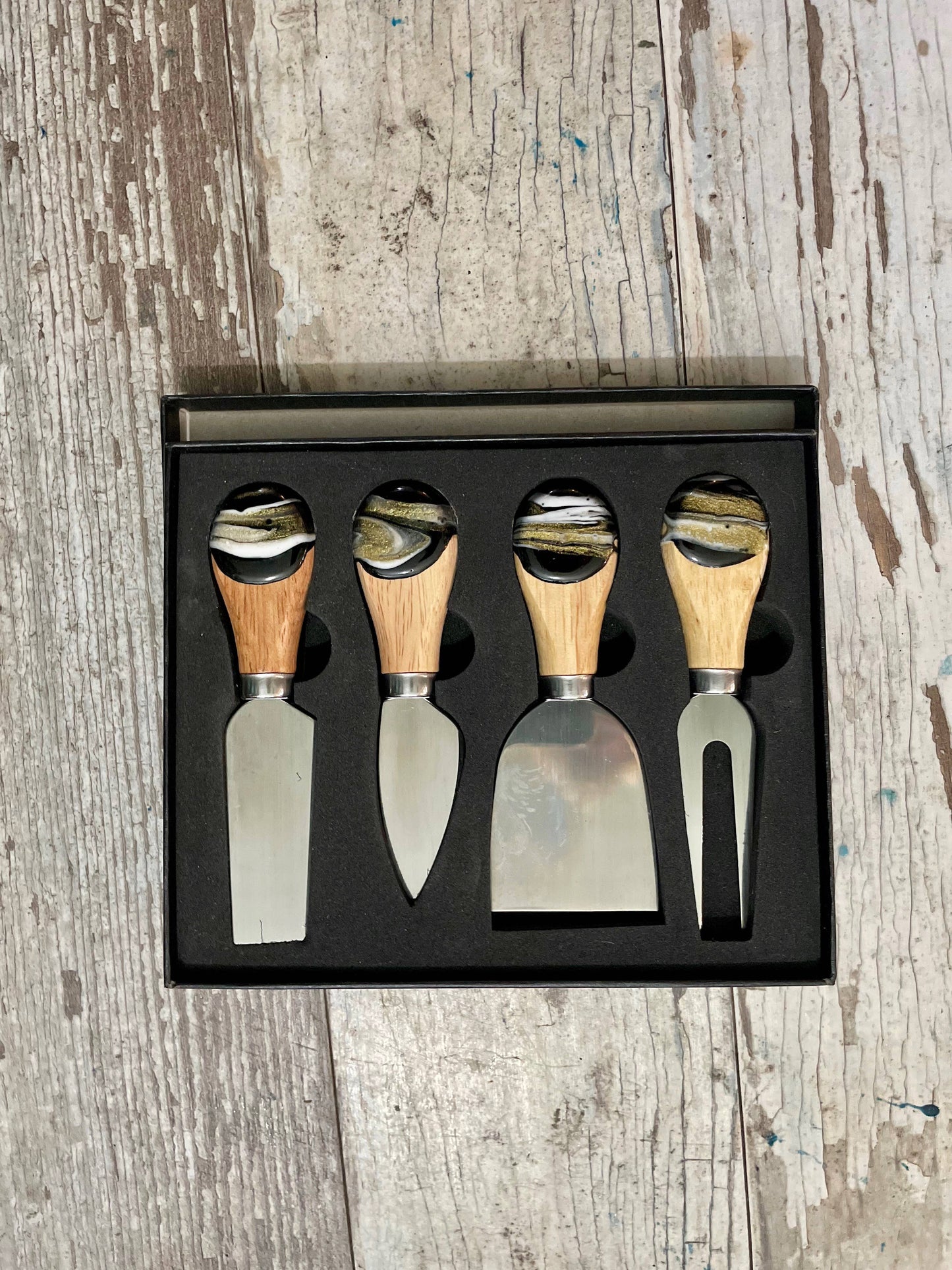 Cheese Utensil Set of 4 with black box organic resin poured: Navy/gold/white