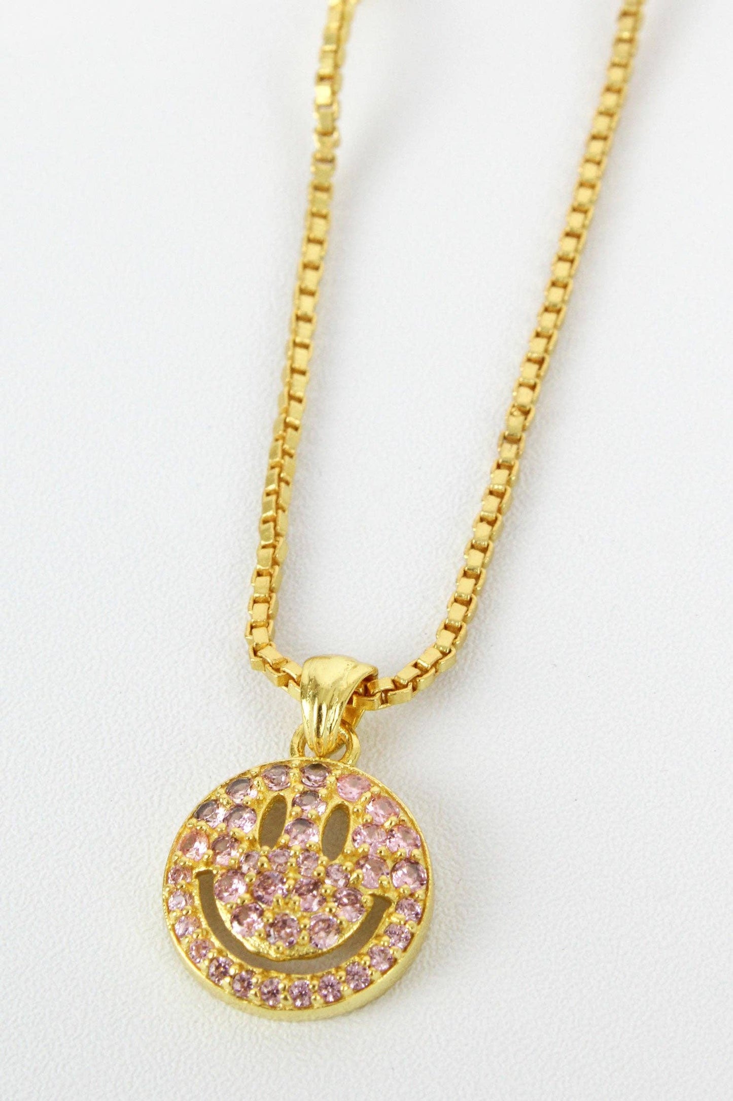 PINK CRYSTAL SMILEY NECKLACE