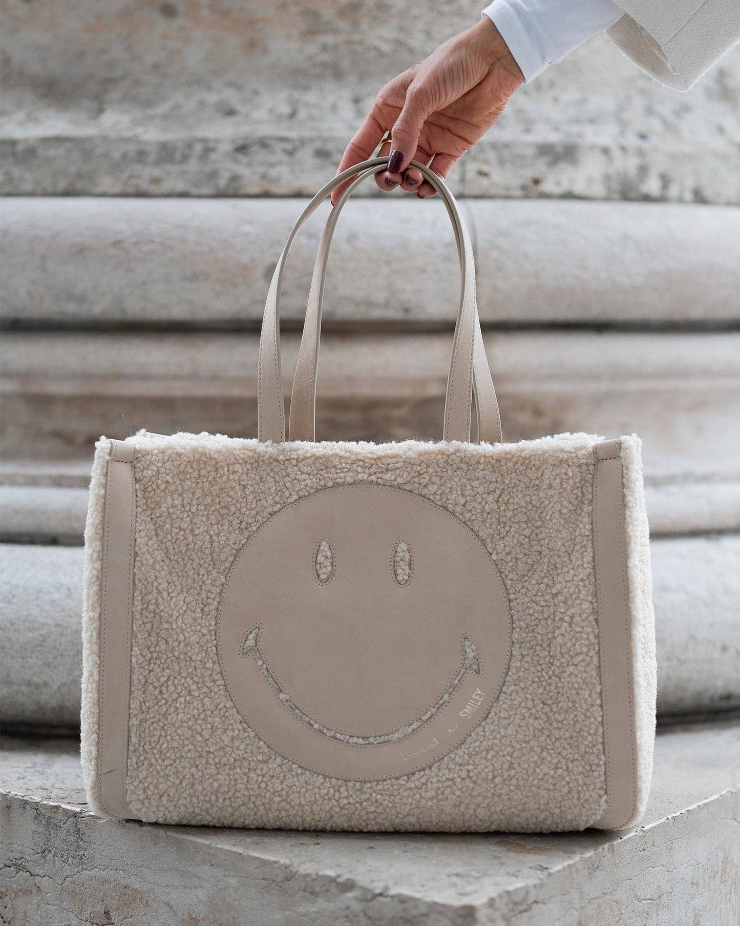 Tote Smiley® Cozy