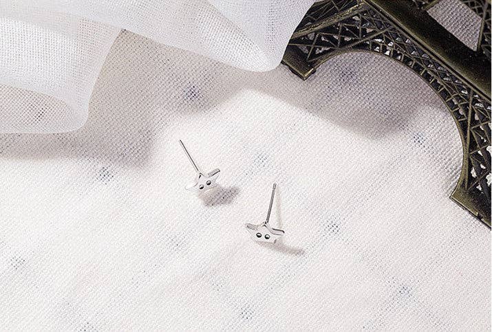 Dainty Cute Star Eyes Stud Earrings in 925 Sterling Silver: Silver Earplugs