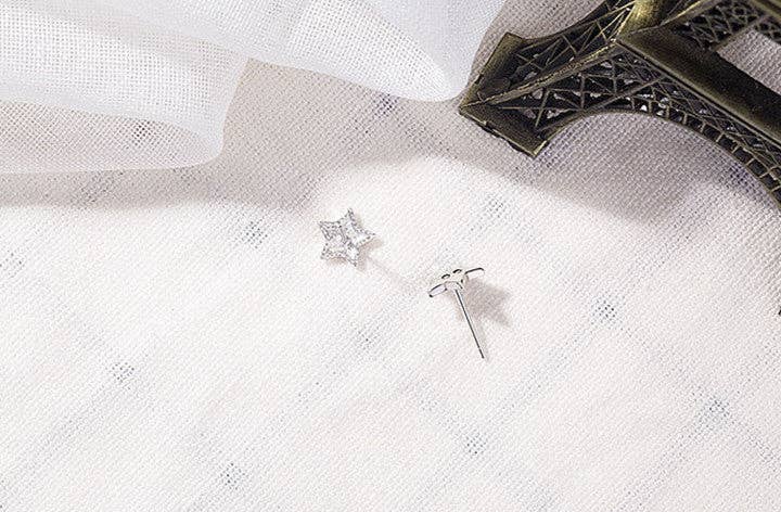 Dainty Cute Star Eyes Stud Earrings in 925 Sterling Silver: Silver Earplugs