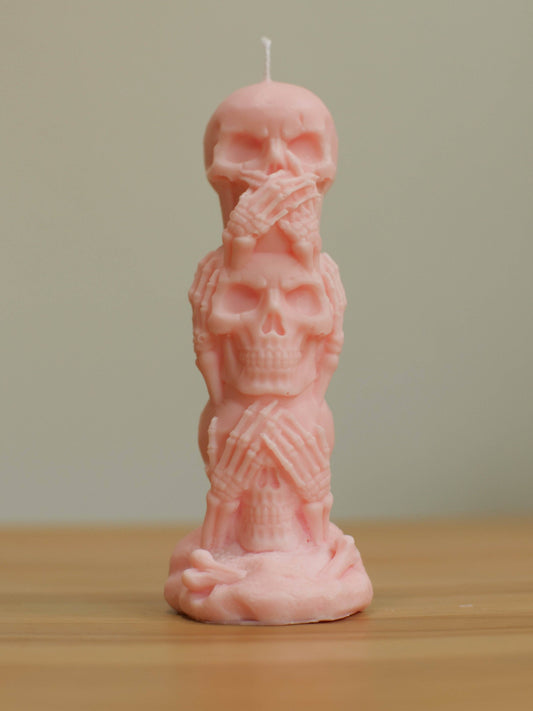 Three Skulls Candle: Violet