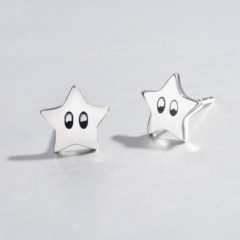 Dainty Cute Star Eyes Stud Earrings in 925 Sterling Silver: Silver Earplugs