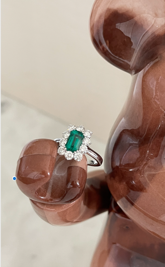 Platinum Diamond and Emerald Solitaire Ring