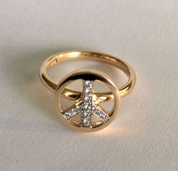 Sapphire & Diamond White Gold Ring - Product Code - B443 – Harvey's The  Jewellers