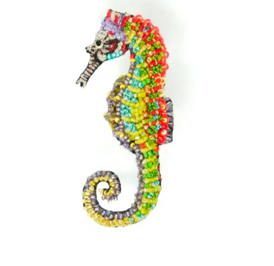 spotted seahorse brooch pin